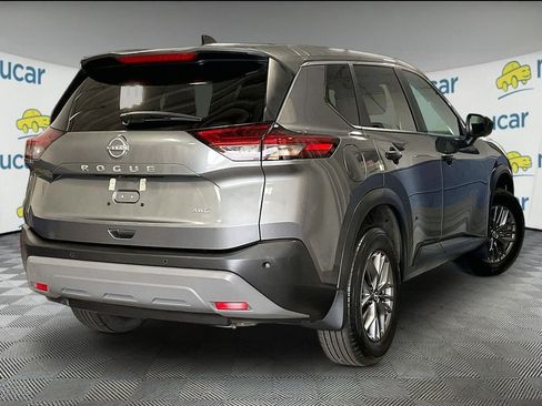 Used 2023 Nissan Rogue S AWD/4WD image 6