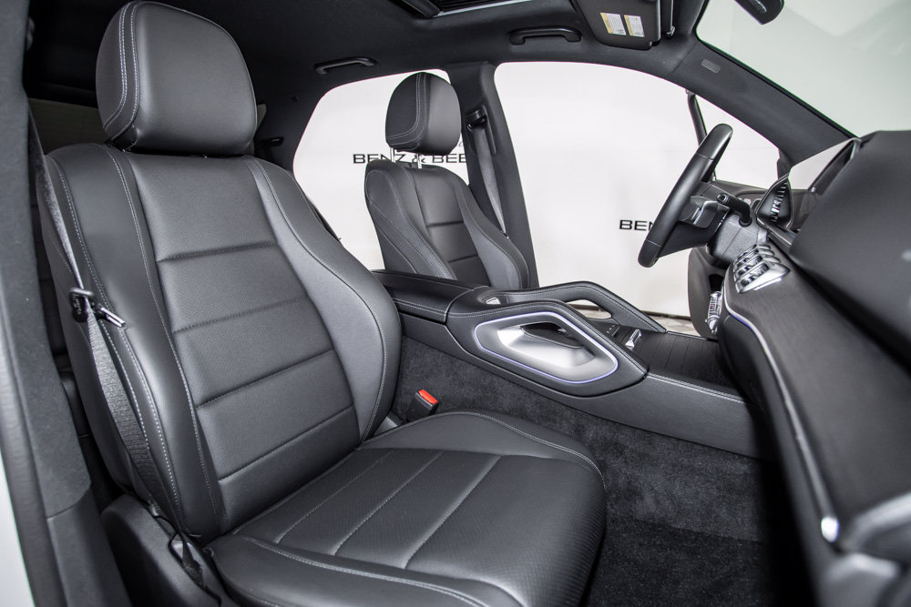 Used 2025 Mercedes-Benz GLE 450e 4MATIC w/ AMG Line Exterior image 16