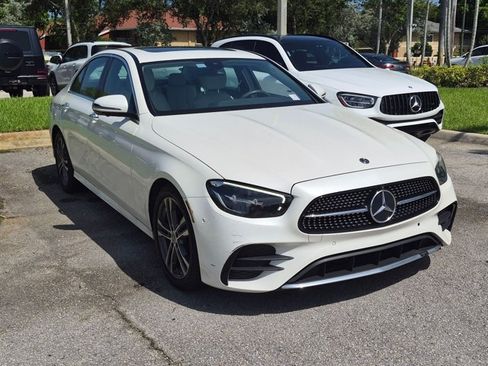 Used 2021 Mercedes-Benz E 350 Sedan image 3