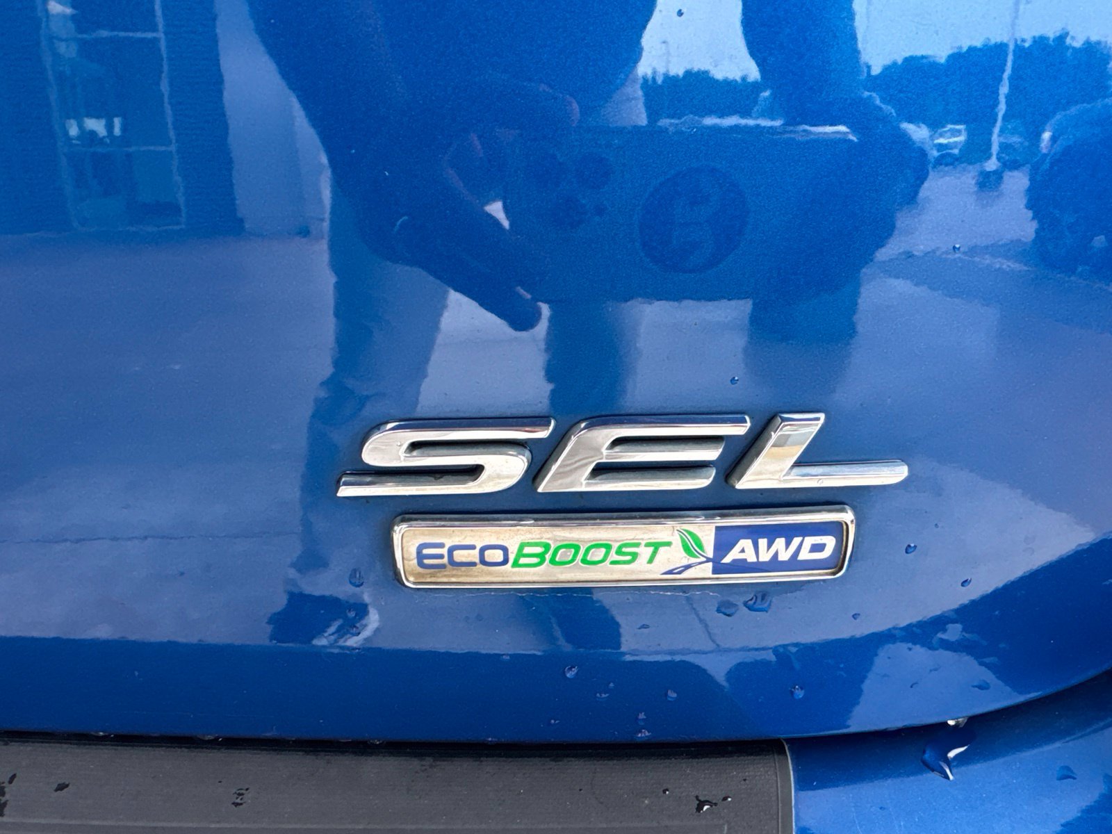 Used 2018 Ford Edge SEL w/ Equipment Group 201A AWD/4WD image 14