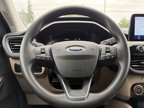 Used 2021 Ford Escape SE AWD/4WD image 25