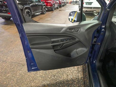 Used 2018 Ford Transit Connect XL image 6
