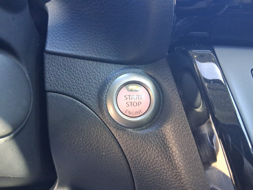 Used 2018 Nissan Sentra SL FWD image 29