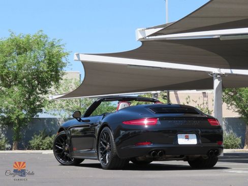 Used 2016 Porsche 911 Carrera 4 GTS image 4