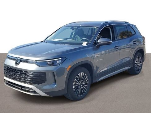 New 2026 Volkswagen Tiguan S image 2