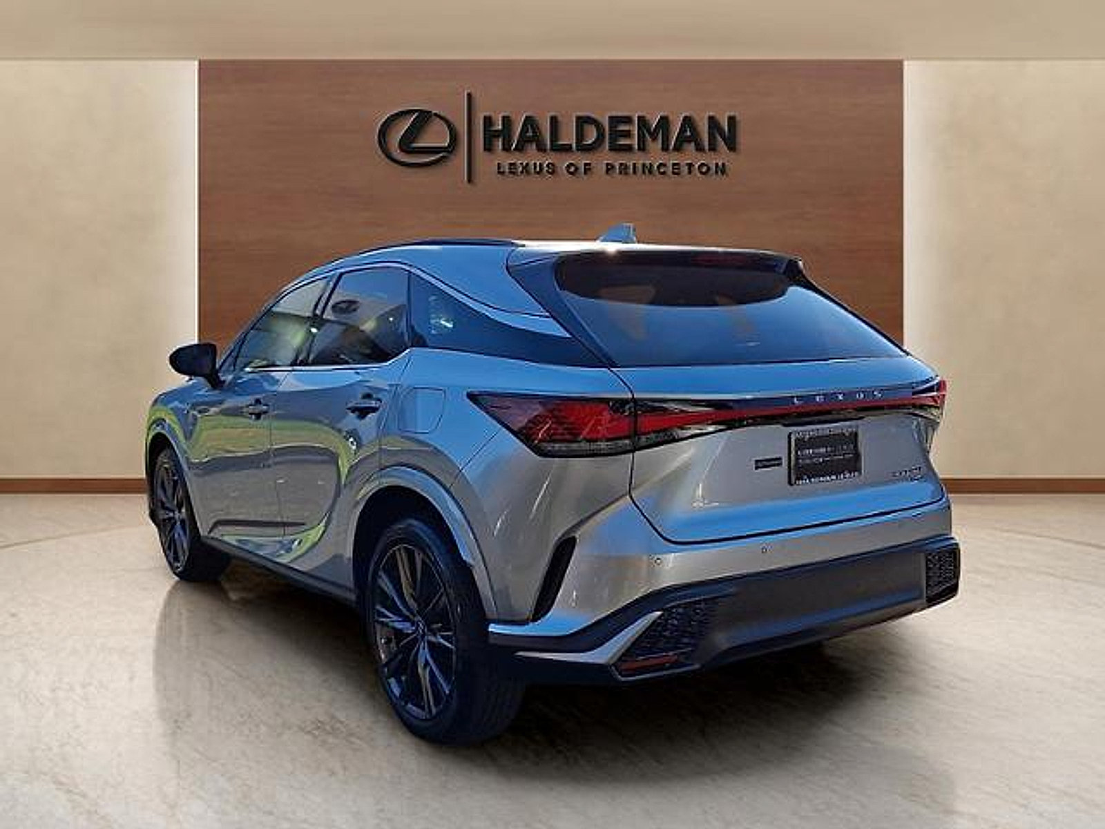 Certified 2023 Lexus RX 350 F Sport w/ Accessory Package AWD/4WD image 4