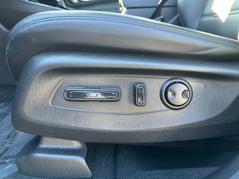 Used 2025 Honda CR-V EX-L image 24