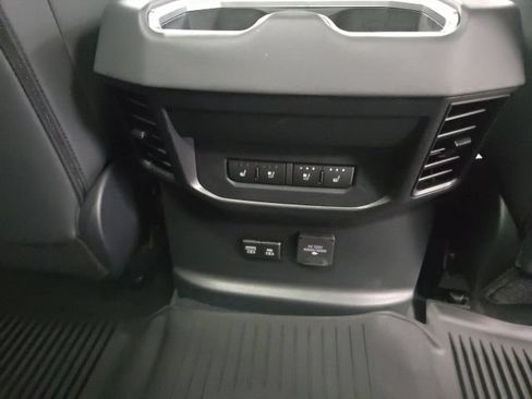 New 2025 Toyota Tundra Platinum AWD/4WD image 13