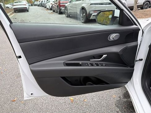 New 2026 Hyundai Elantra Blue image 10