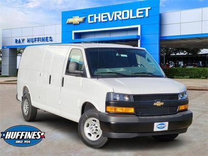 New 2025 Chevrolet Express 3500 Extended w/ Driver Convenience Package