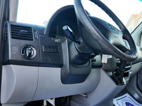 Used 2011 Mercedes-Benz Sprinter 3500 image 3