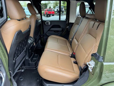 Used 2023 Jeep Wrangler Unlimited Rubicon 4xe w/ Safety Group AWD/4WD image 24