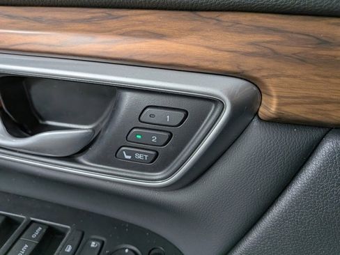 Used 2022 Honda CR-V Touring image 13