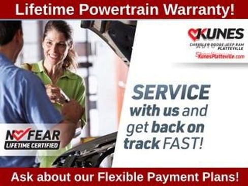 Used 2023 GMC Yukon XL Denali image 23