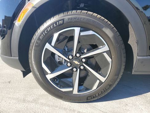 New 2026 Chevrolet Equinox EV LT image 6