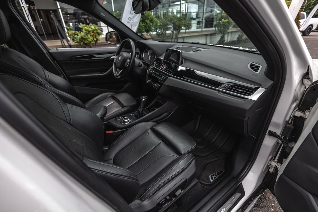 Used 2018 BMW X1 xDrive28i AWD/4WD image 19