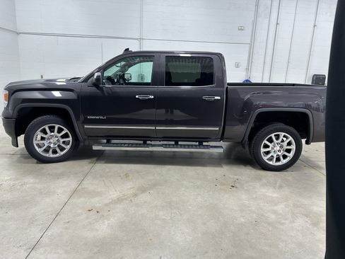 Used 2015 GMC Sierra 1500 Denali image 7