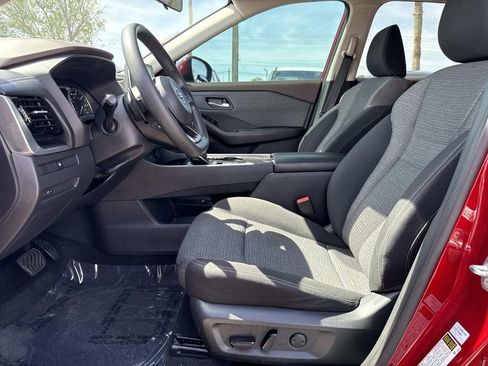 Certified 2021 Nissan Rogue SV FWD image 20