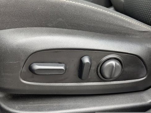 Used 2021 GMC Acadia SLE w/ Driver Convenience Package image 21