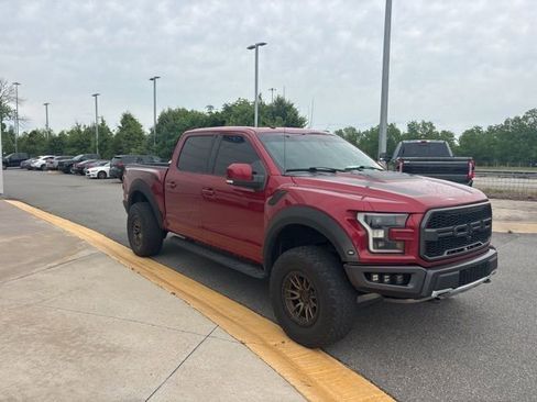 Used 2018 Ford F150 Raptor w/ Equipment Group 802A Luxury AWD/4WD image 7