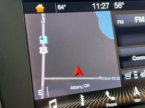 Used 2019 Lincoln MKT AWD image 19