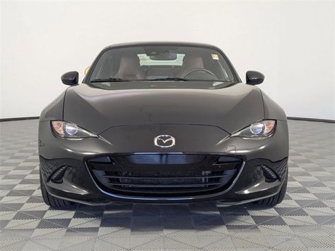Used 2019 MAZDA MX-5 Miata RF Grand Touring image 3