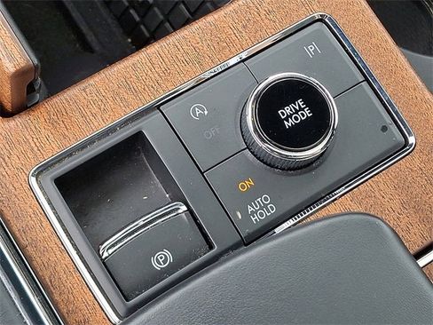 Used 2022 Lincoln Navigator Black Label image 25