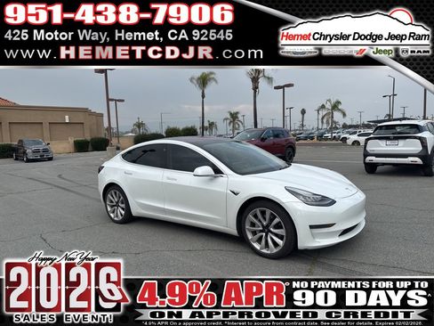 Used 2019 Tesla Model 3 Mid Range image 1