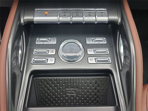 New 2026 Lincoln Nautilus Reserve image 18