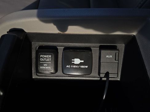 Used 2015 Honda Pilot Touring image 24