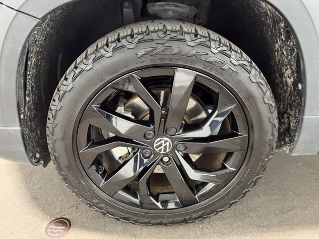 Used 2022 Volkswagen Taos SE FWD image 28