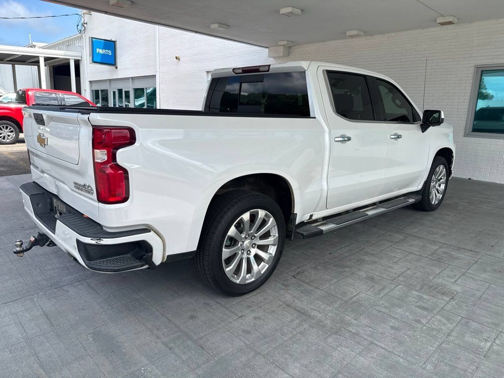 Used 2022 Chevrolet Silverado 1500 High Country AWD/4WD image 4