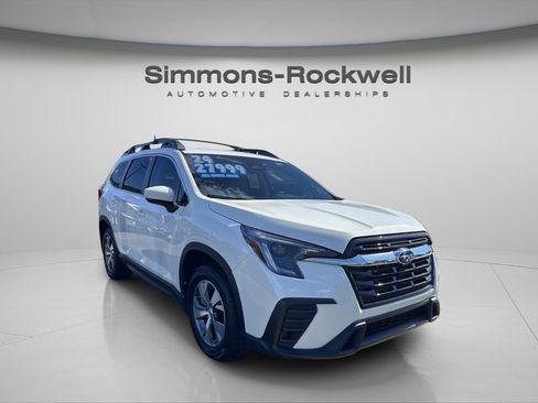 Used 2024 Subaru Ascent Premium w/ Convenience Package AWD/4WD image 6