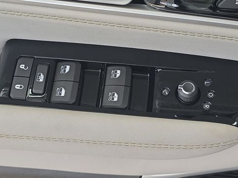 New 2026 Jeep Grand Wagoneer Limited AWD/4WD image 29