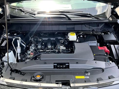 New 2026 Nissan Pathfinder SL FWD image 16