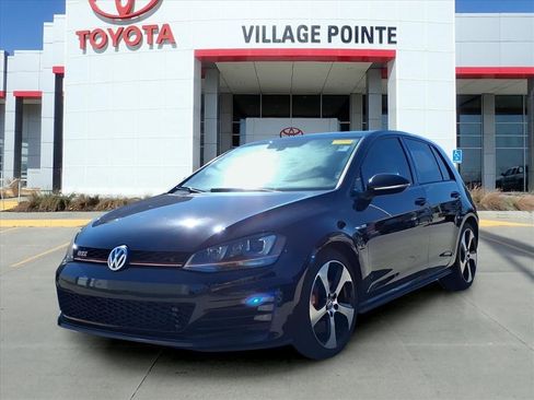 Used 2017 Volkswagen GTI SE image 1