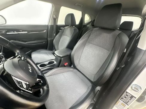 Certified 2024 Kia Seltos S image 14