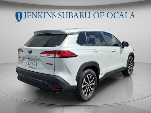 Used 2024 Toyota Corolla Cross AWD Hybrid image 3