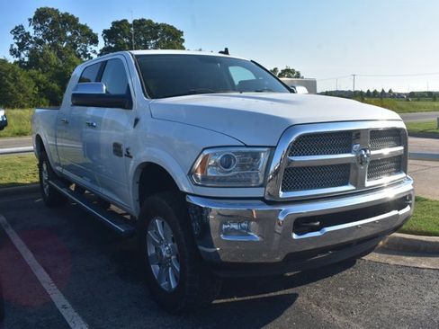 Used 2014 RAM 2500 Longhorn AWD/4WD image 3