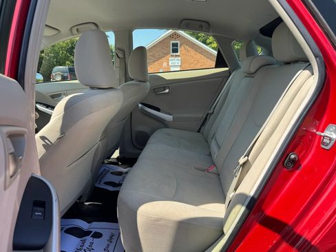 Used 2014 Toyota Prius Three FWD image 18