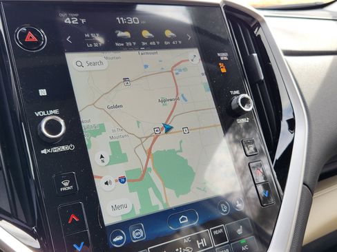 Used 2023 Subaru Ascent Limited w/ Technology Package image 28