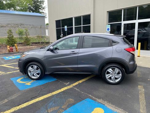 Used 2019 Honda HR-V EX image 14