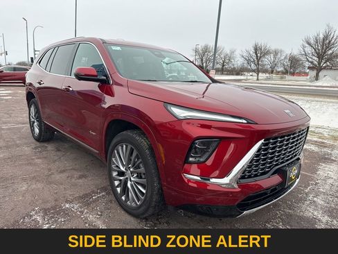 Used 2025 Buick Enclave Avenir w/ Super Cruise Package image 8