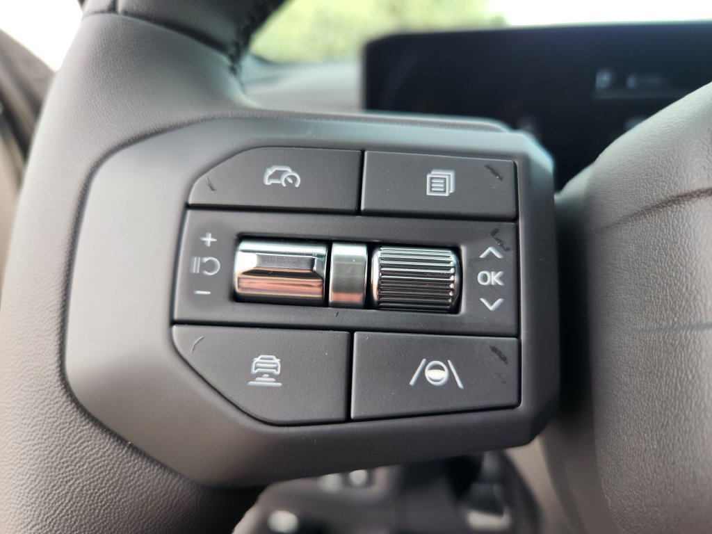New 2027 Kia Seltos X-Line SX AWD/4WD image 17