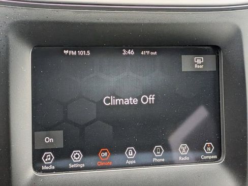 Used 2020 Jeep Cherokee Latitude image 16