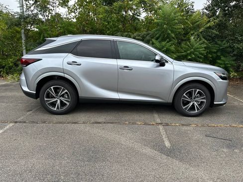 Used 2026 Lexus RX 350 Premium FWD image 2