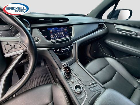 Used 2022 Cadillac XT6 Luxury FWD image 30