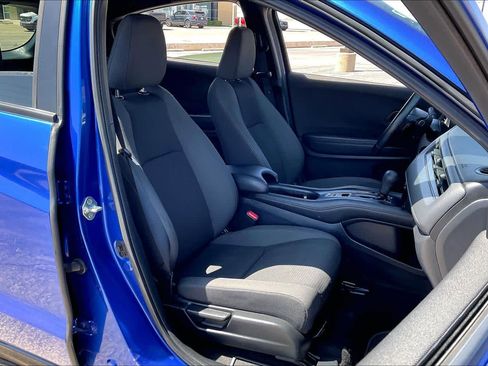 Used 2019 Honda HR-V Sport image 9