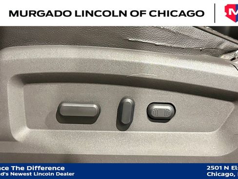 Used 2013 Lincoln MKX AWD image 40