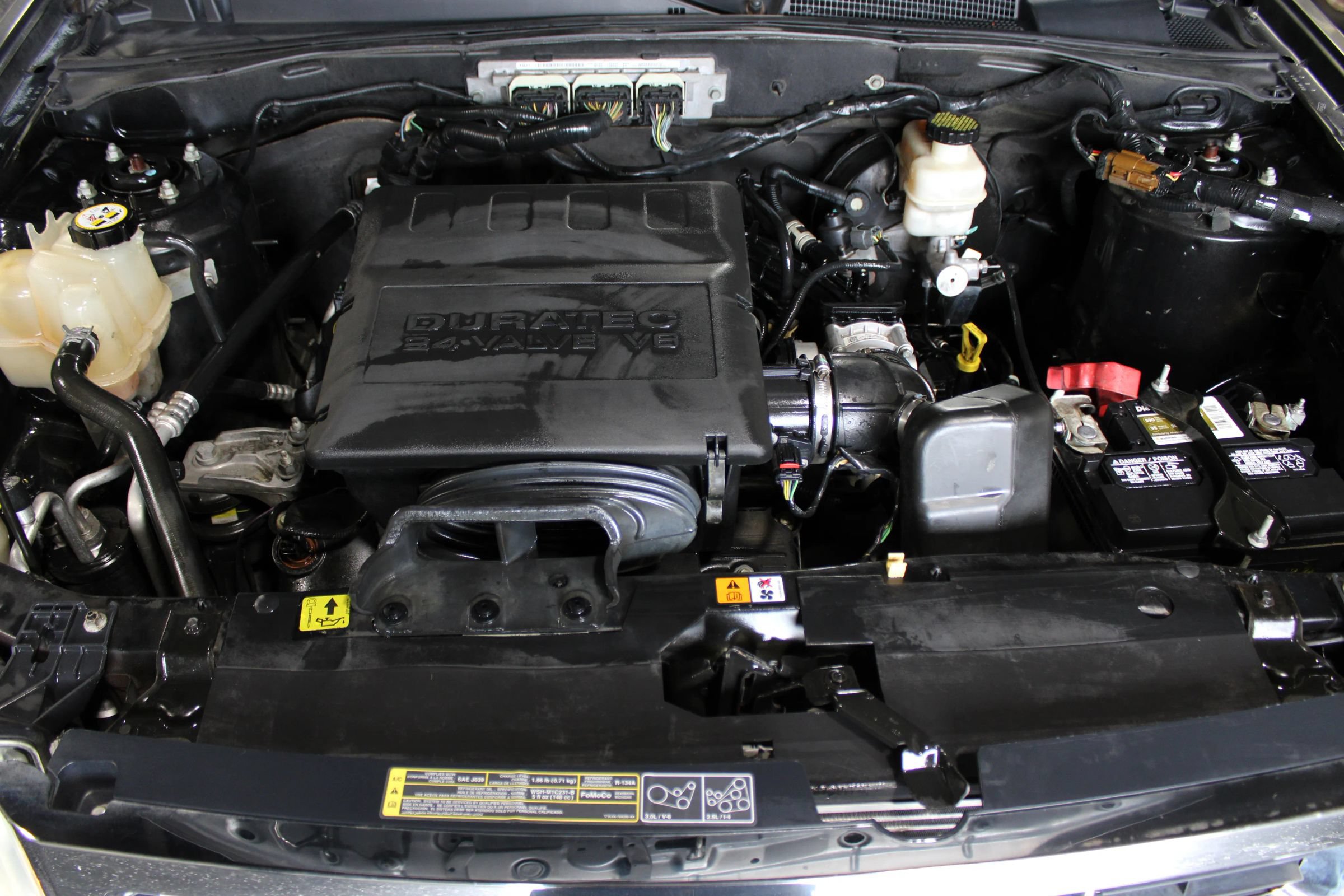 Used 2011 Ford Escape Limited FWD image 33